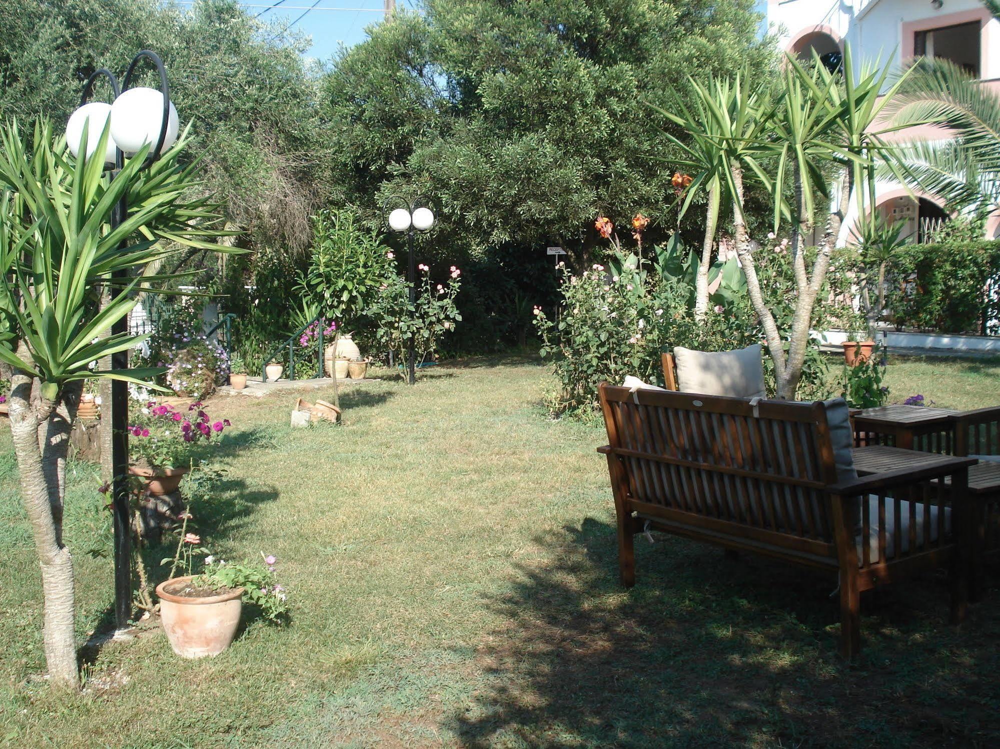 Villa Avra Dassia  Exterior photo